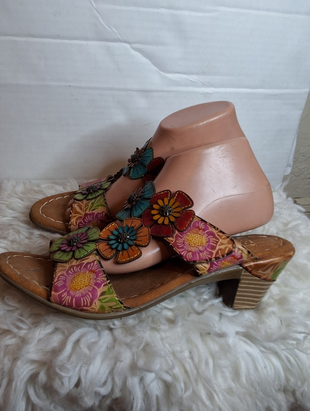 L’Artiste Floral Leather Slide Sandals 3D Flower Block Heel Mules 41/9.5-10 NEW - Picture 3 of 10